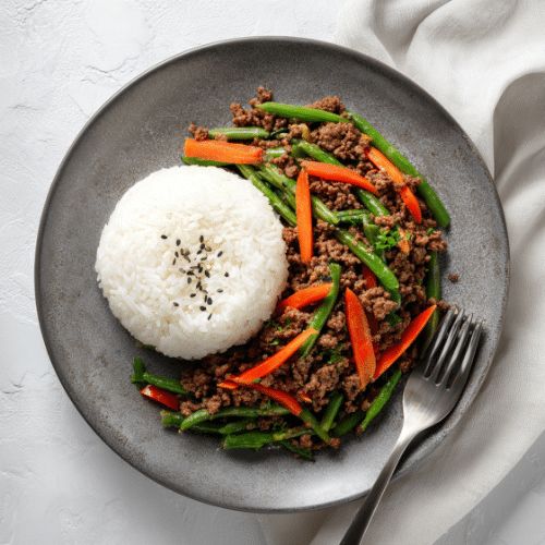 Ground Beef Stir-Fry with Green Beans and Carrots