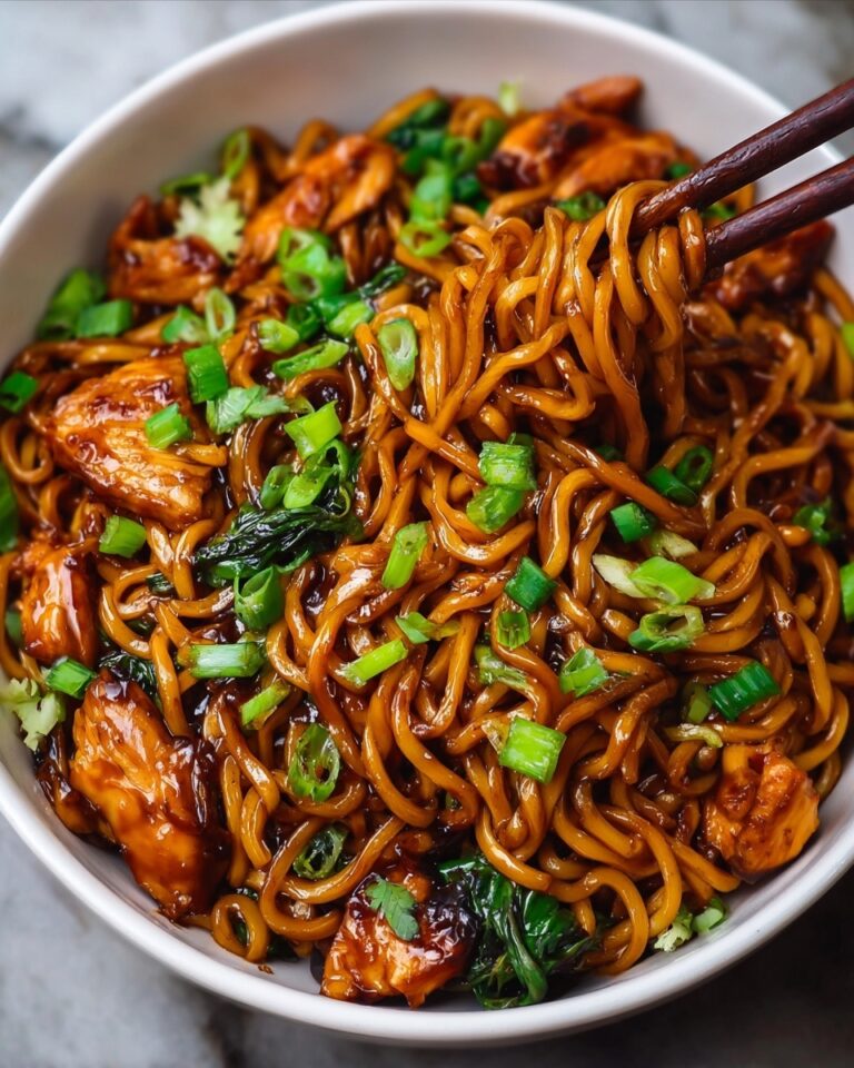 Sticky Garlic Chicken Noodles Recipe