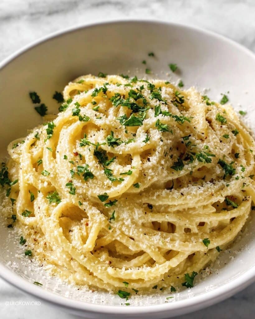 Lazy Cheesy Garlic Pasta Recipe