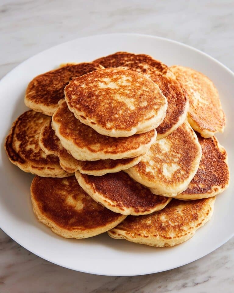 10-Minute Oatmeal Banana Pancakes Recipe